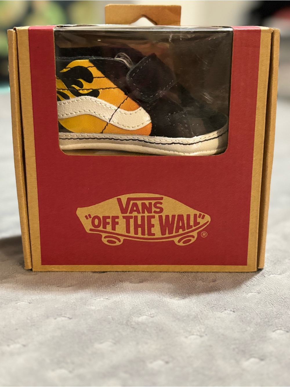 New Vans Baby Flame Old Skool Sneakers - Yellow & Black
